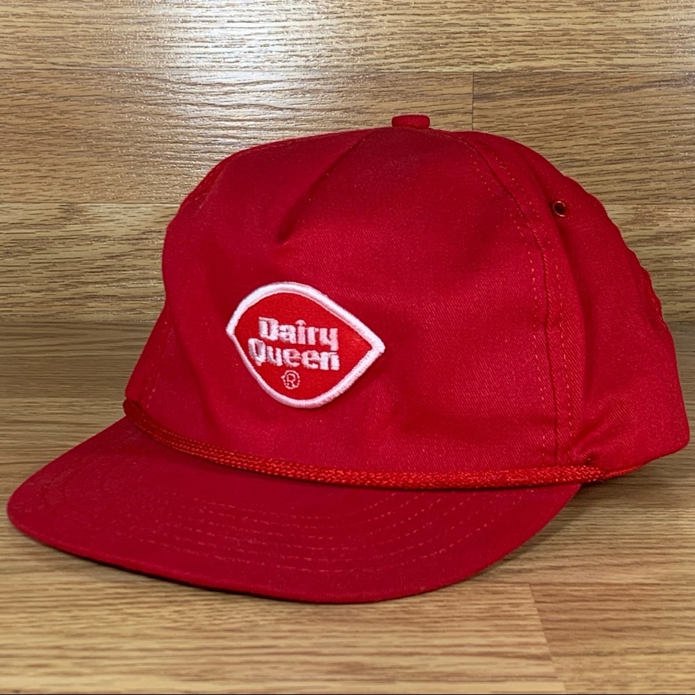 Vintage DAIRY QUEEN Patch Snapback Trucker Hat NEW